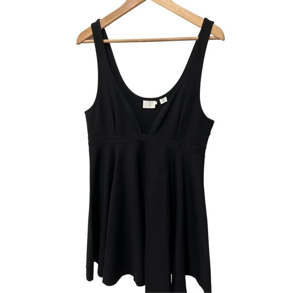 Alice & Uo Scoop Neck Fit and Flare Mini Black Dress Large V-Neck Sexy Date - Picture 2 of 9
